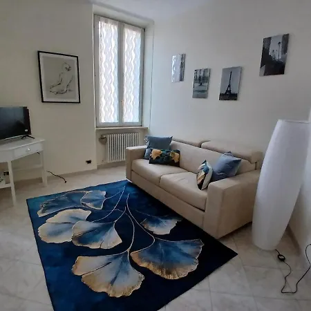 Apartment Comodo Bilocale Paradise Cantello